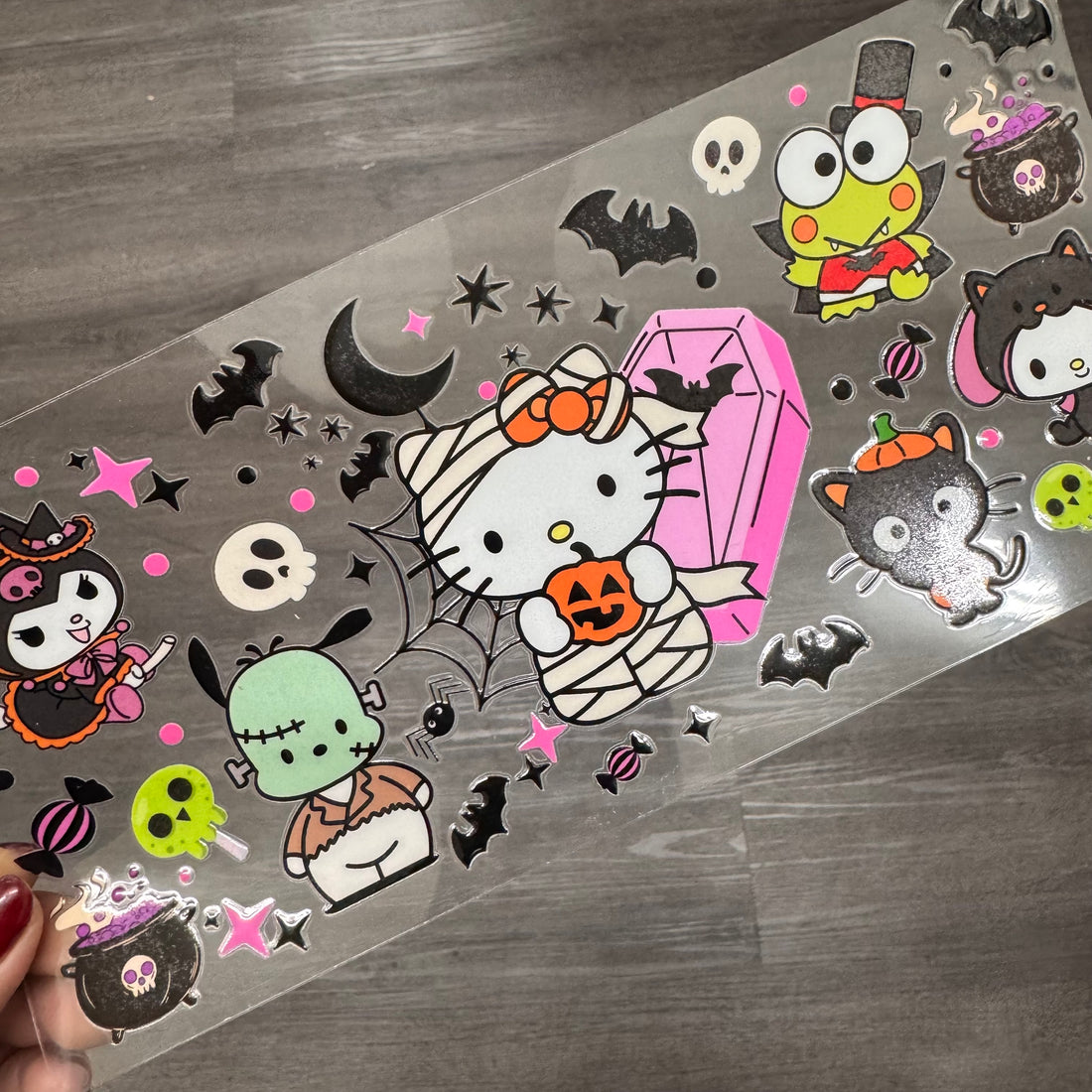 UVDTF: Hk Mummy Wrap